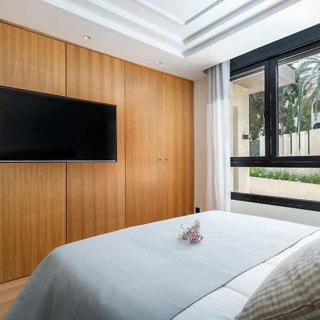 Apartamentos La Zagalilla Málaga Exteriör bild