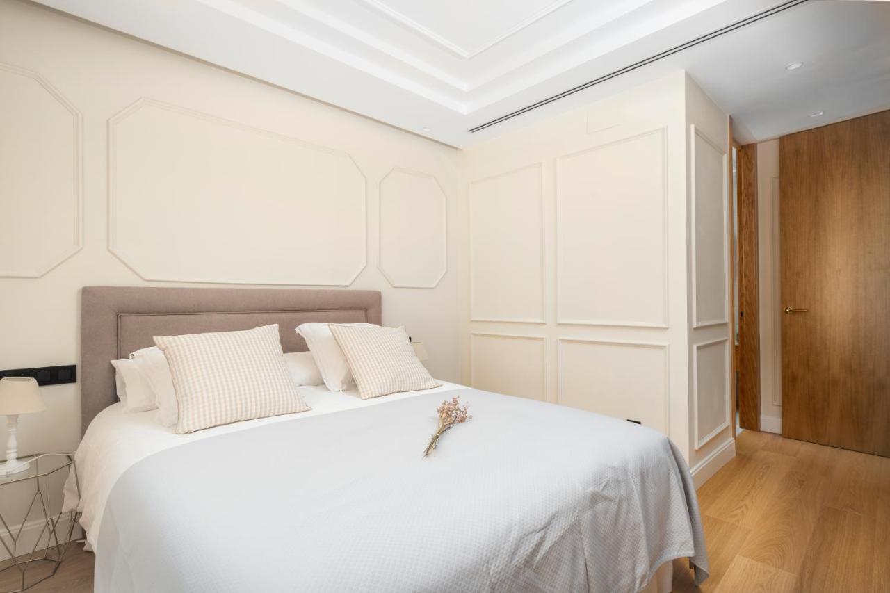 Apartamentos La Zagalilla Málaga Exteriör bild