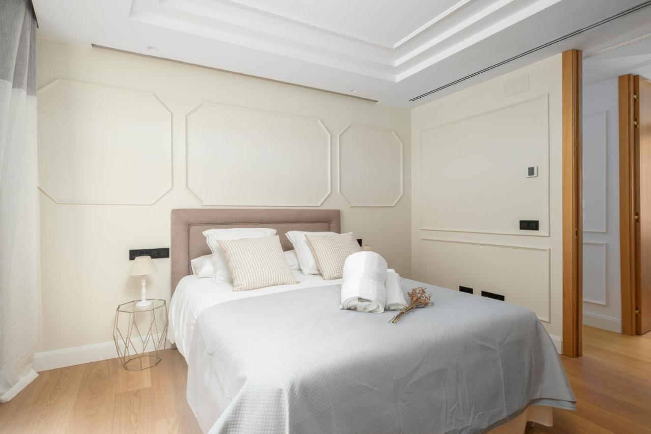 Apartamentos La Zagalilla Málaga Exteriör bild