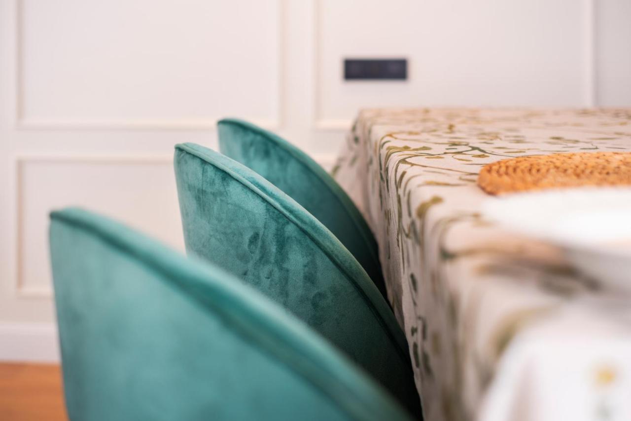 Apartamentos La Zagalilla Málaga Exteriör bild