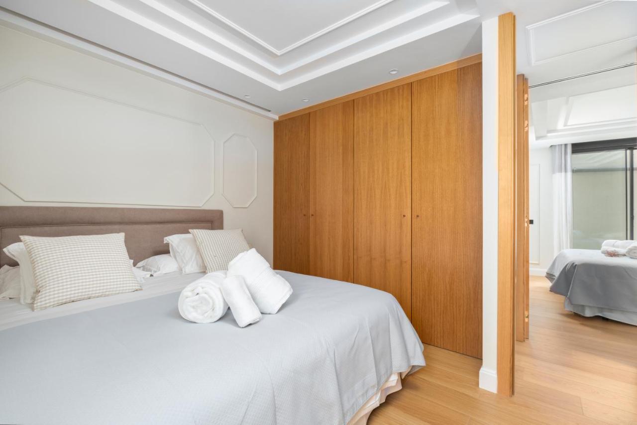 Apartamentos La Zagalilla Málaga Exteriör bild