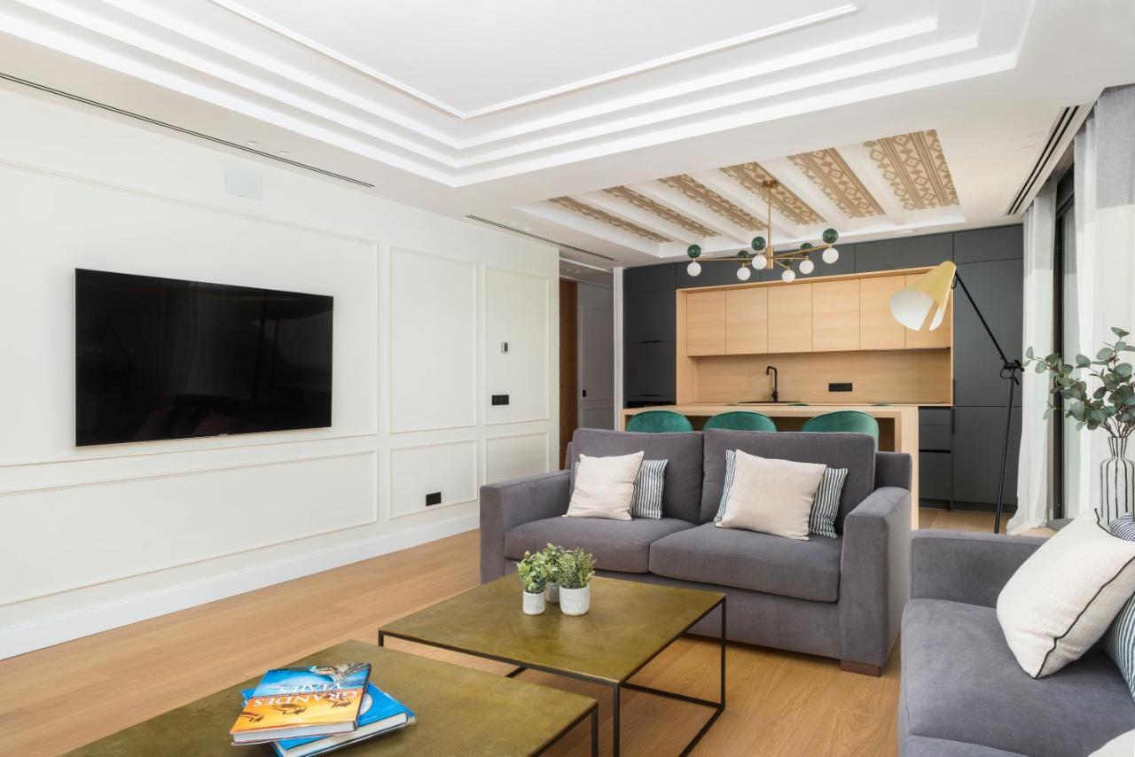 Apartamentos La Zagalilla Málaga Exteriör bild