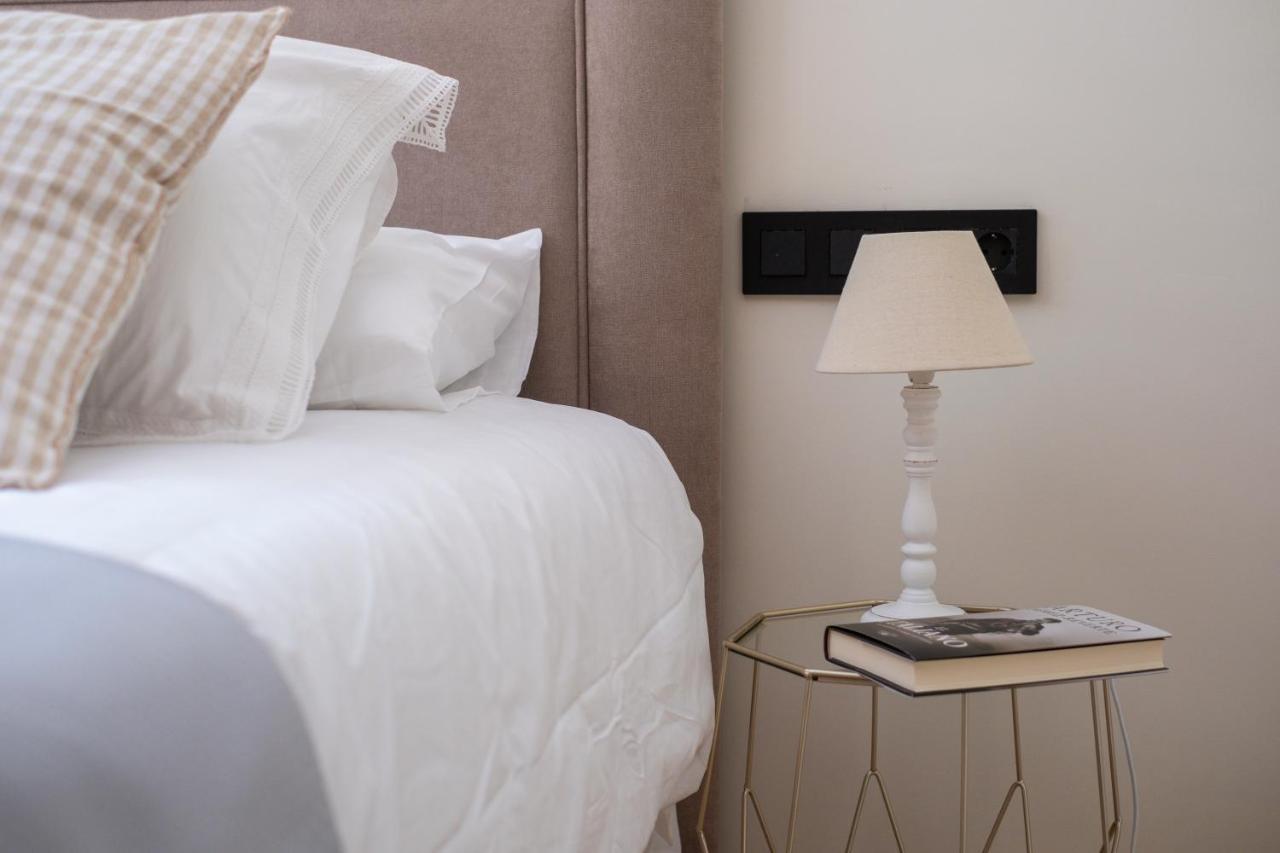 Apartamentos La Zagalilla Málaga Exteriör bild