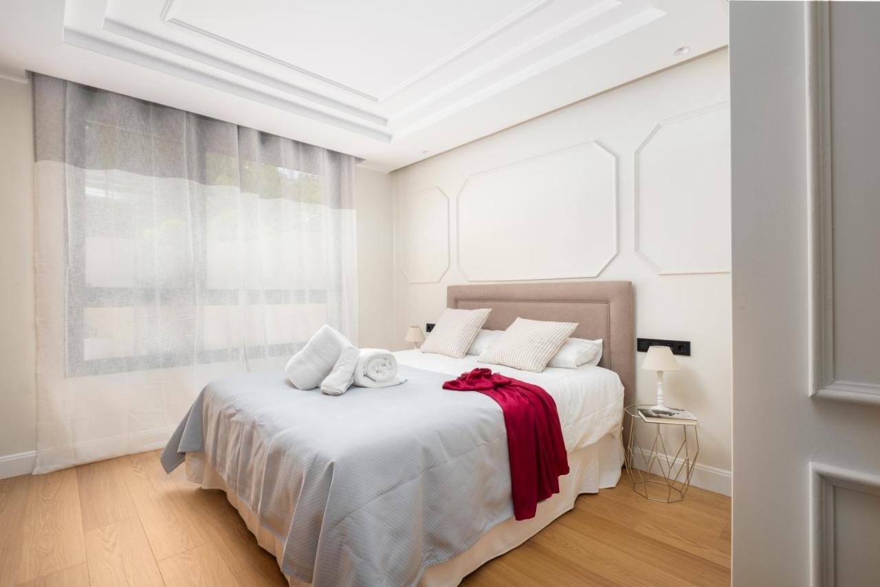 Apartamentos La Zagalilla Málaga Exteriör bild