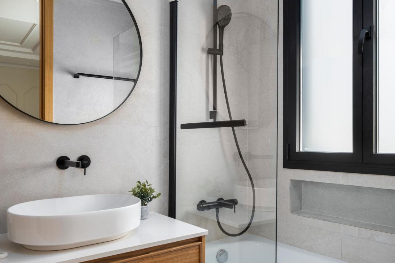 Apartamentos La Zagalilla Málaga Exteriör bild